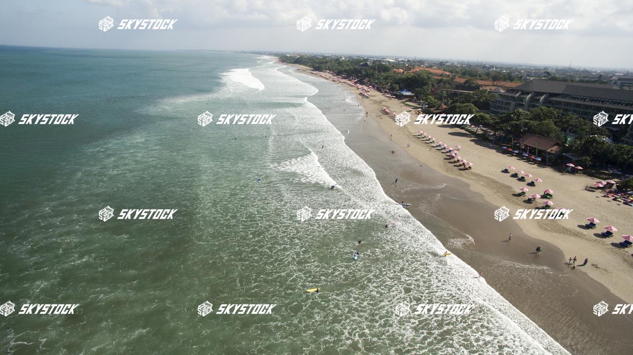 ダブルシックスビーチ18