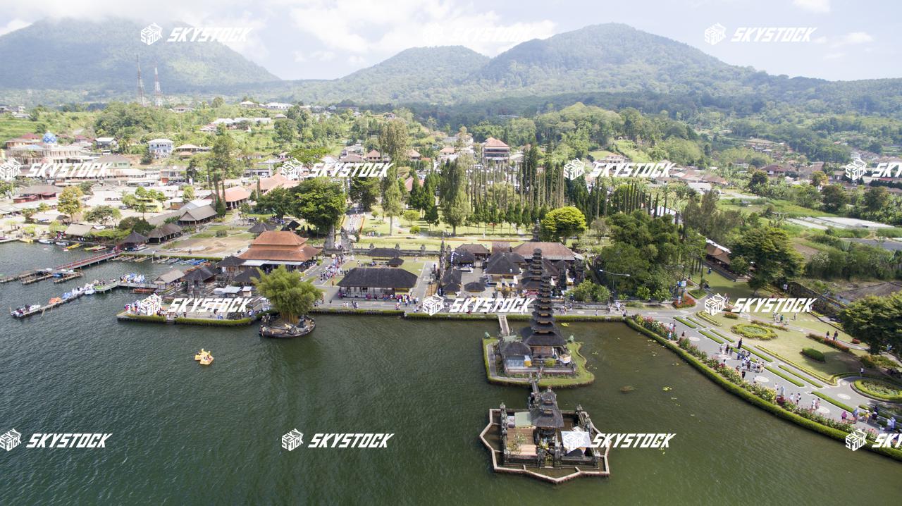 ウルン ダヌ ブラタン寺院8