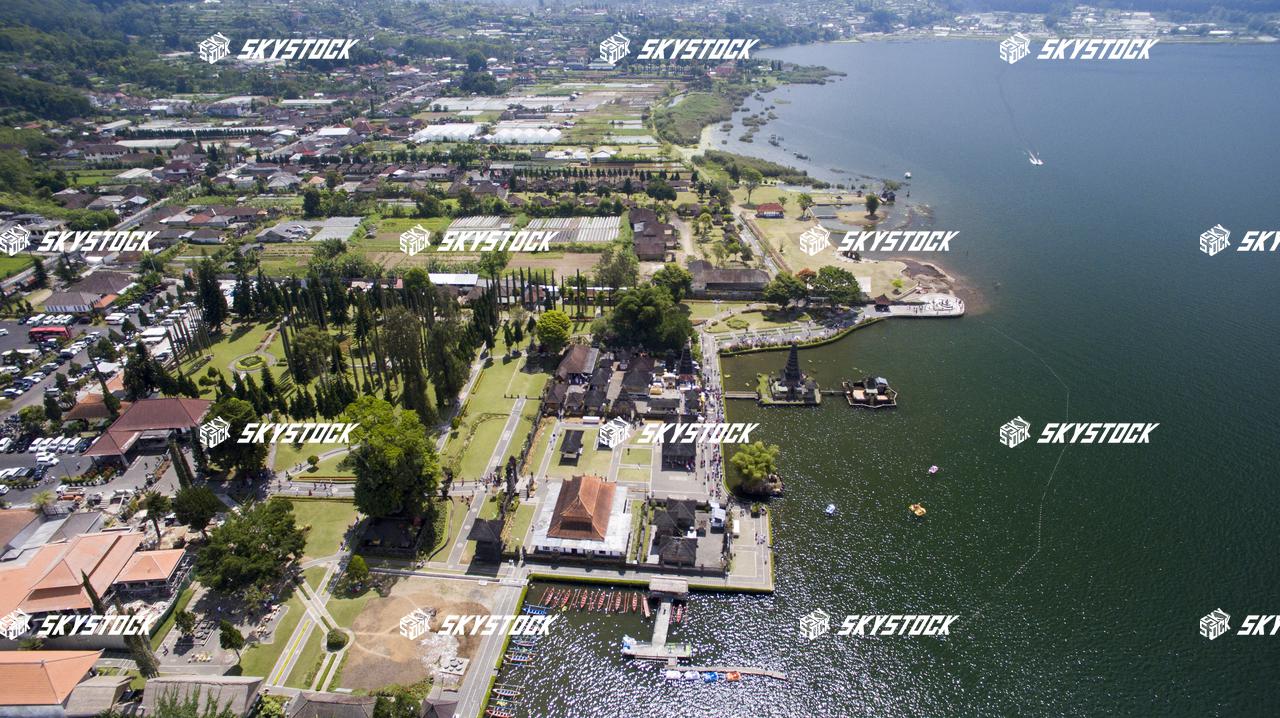 ウルン ダヌ ブラタン寺院9