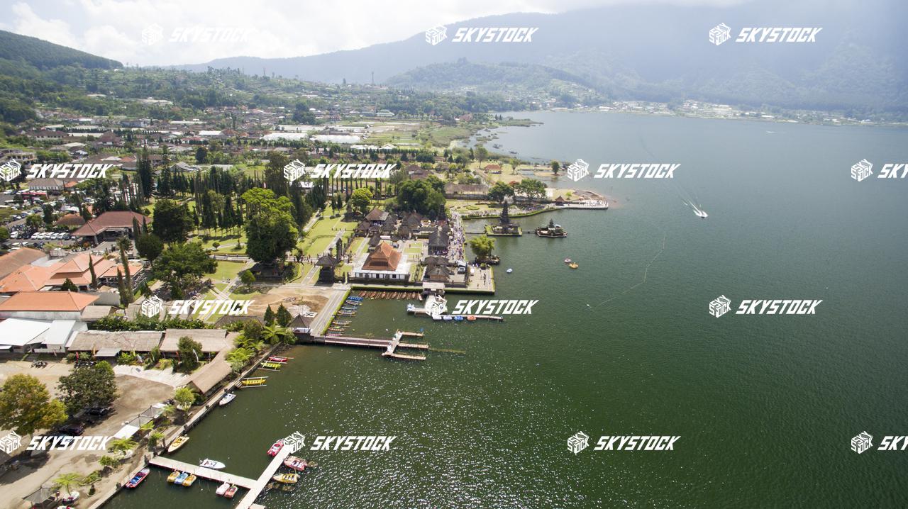 ウルン ダヌ ブラタン寺院11