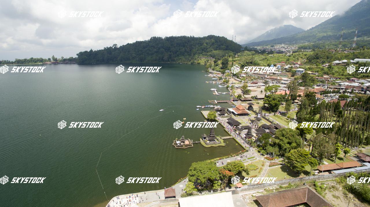 ウルン ダヌ ブラタン寺院12