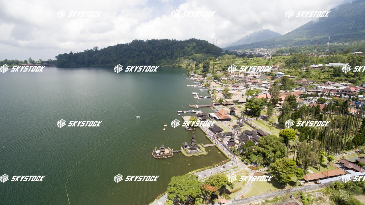 ウルン ダヌ ブラタン寺院13