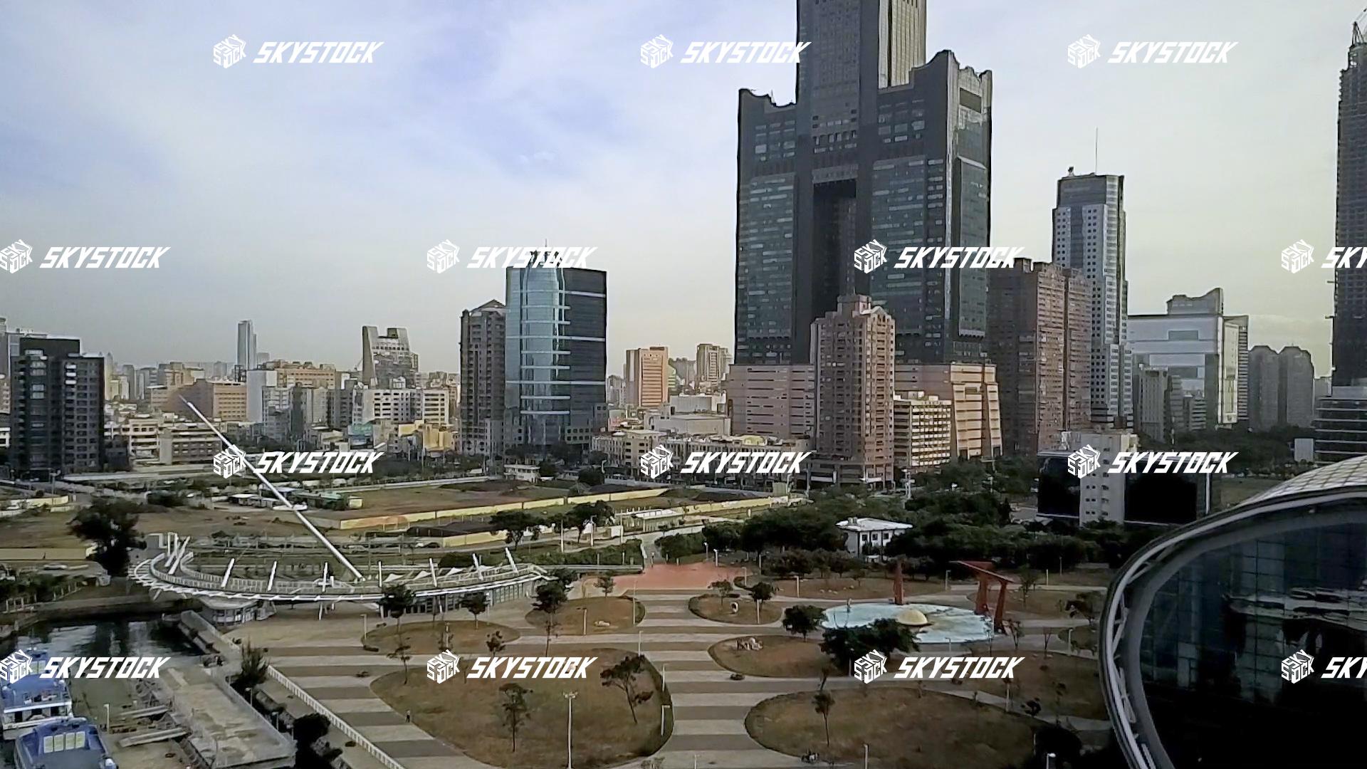 高雄85ビル付近10