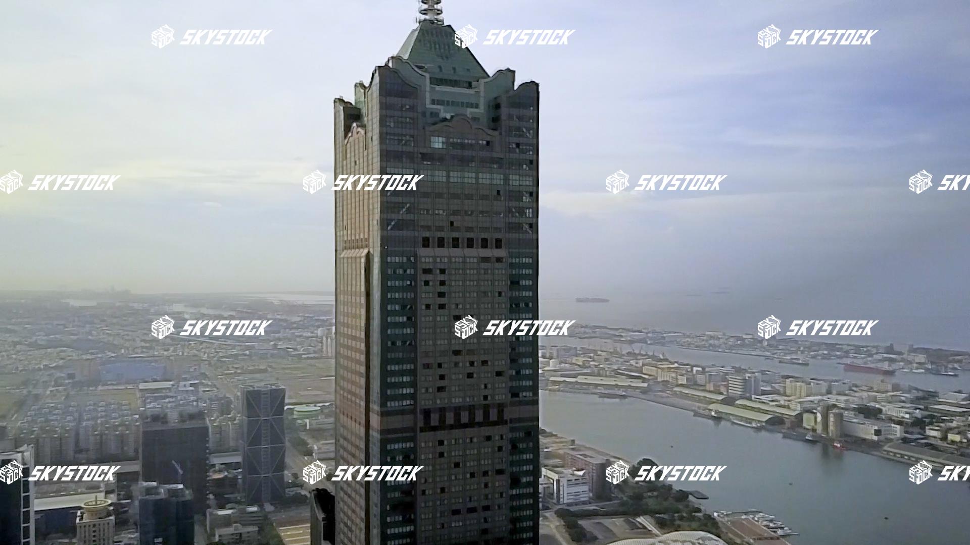 高雄85ビル付近18