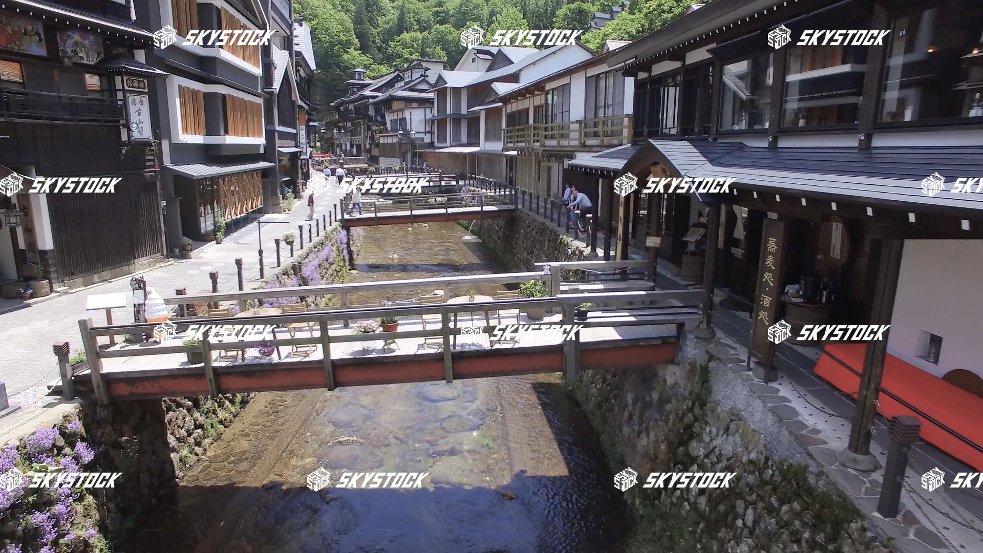 銀山温泉街並２