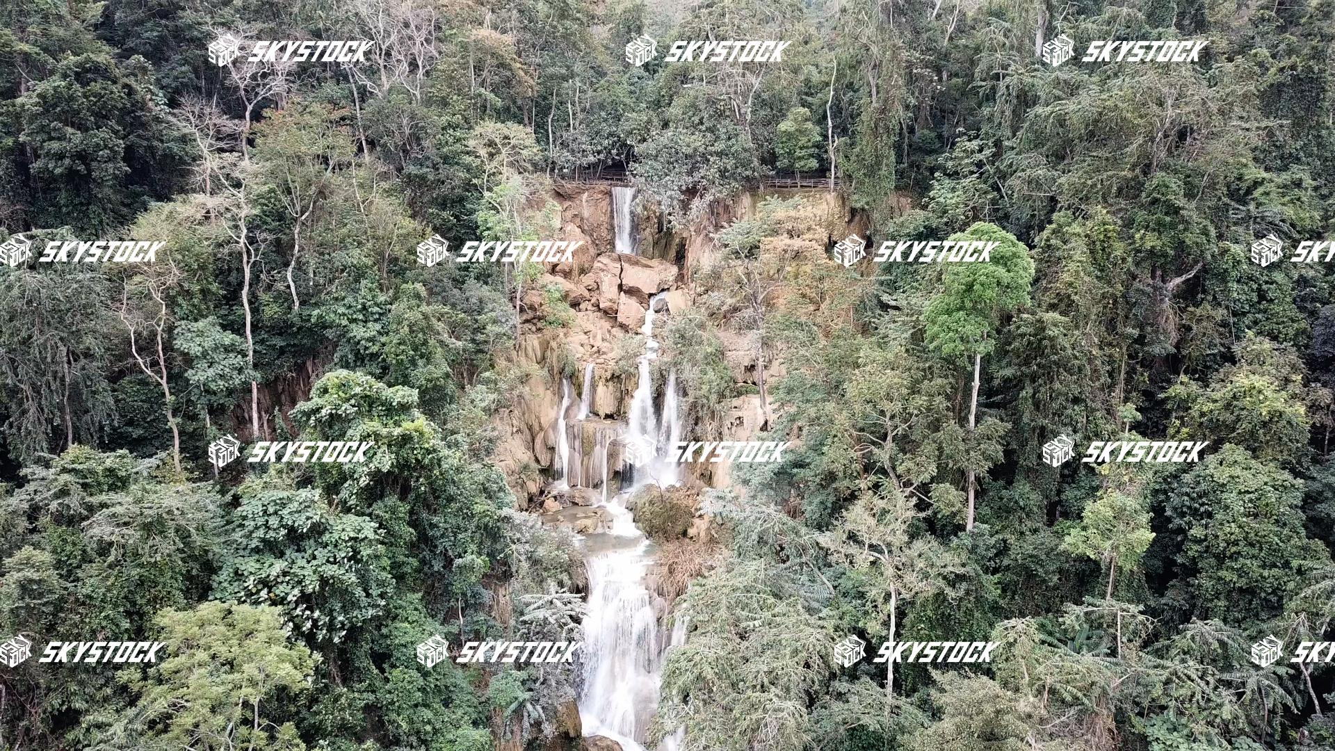 クワンシーの滝１７