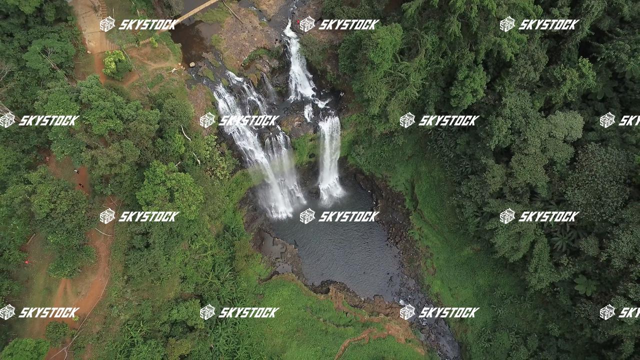 タートニュアンの滝17