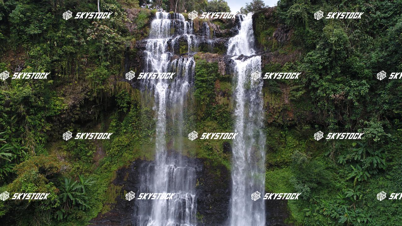 タートニュアンの滝下2