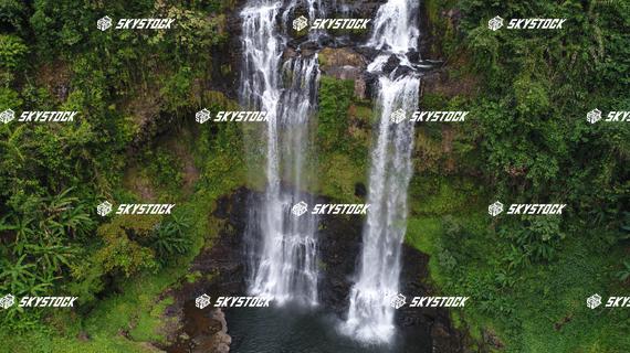 タートニュアンの滝下6