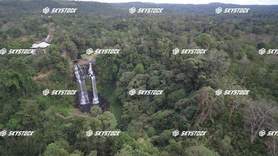 タートファーンの滝3