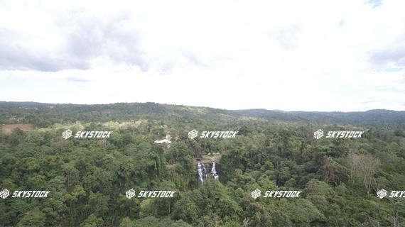 タートファーンの滝6