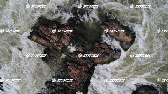 コーンパペンの滝2