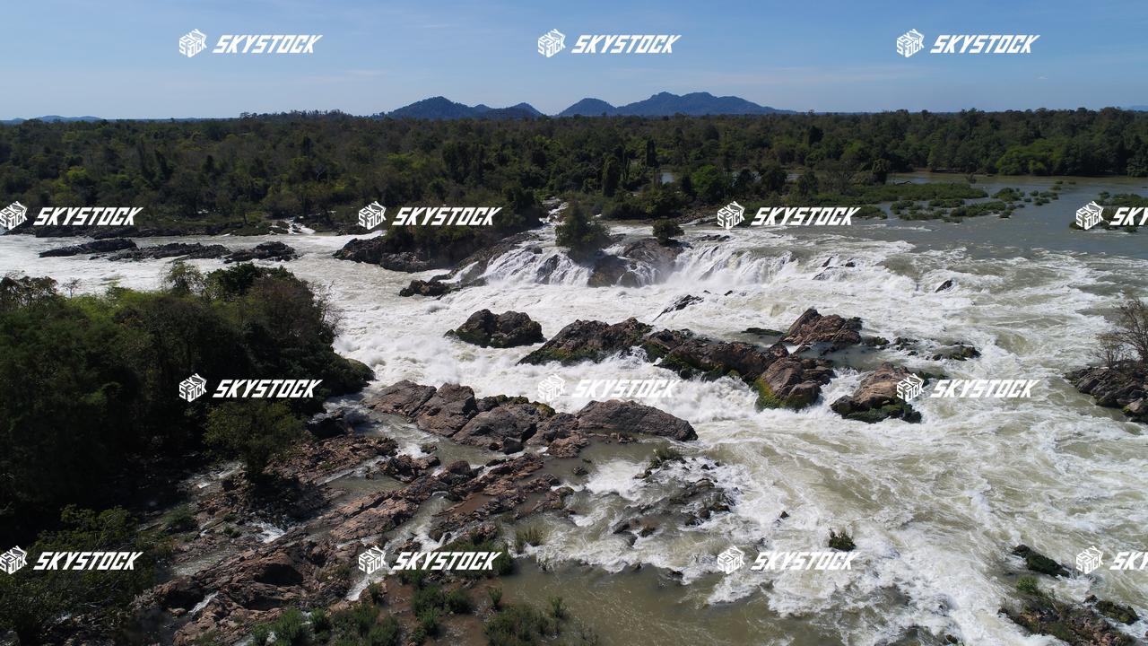 コーンパペンの滝7