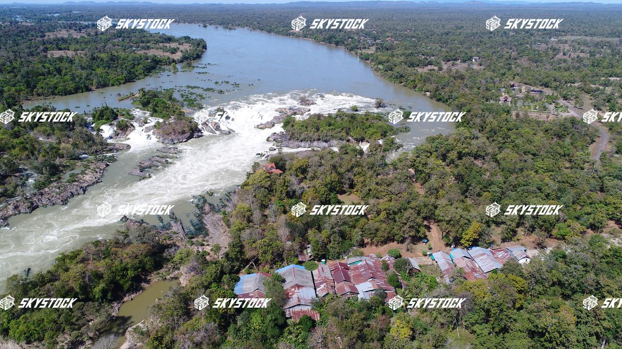 コーンパペンの滝8