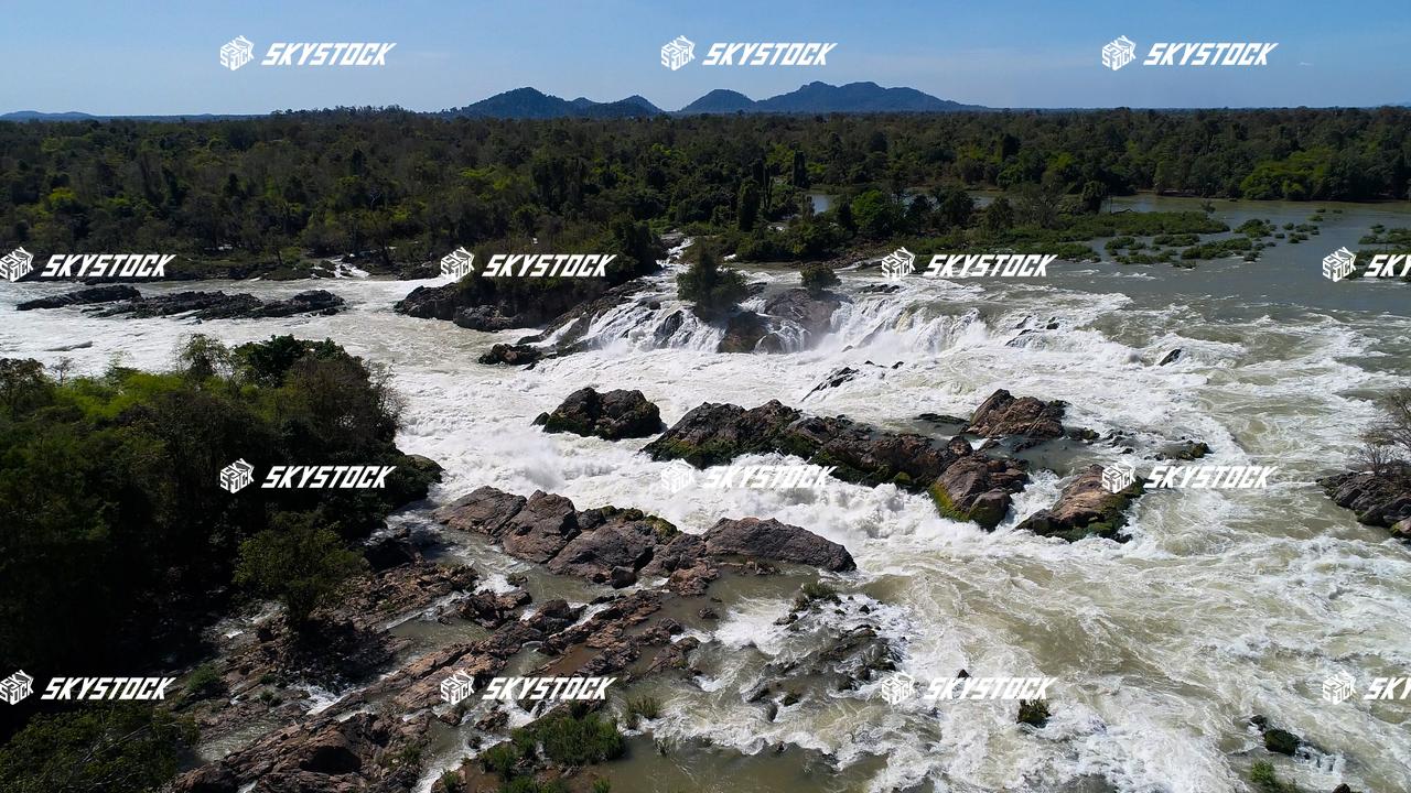 コーンパペンの滝28