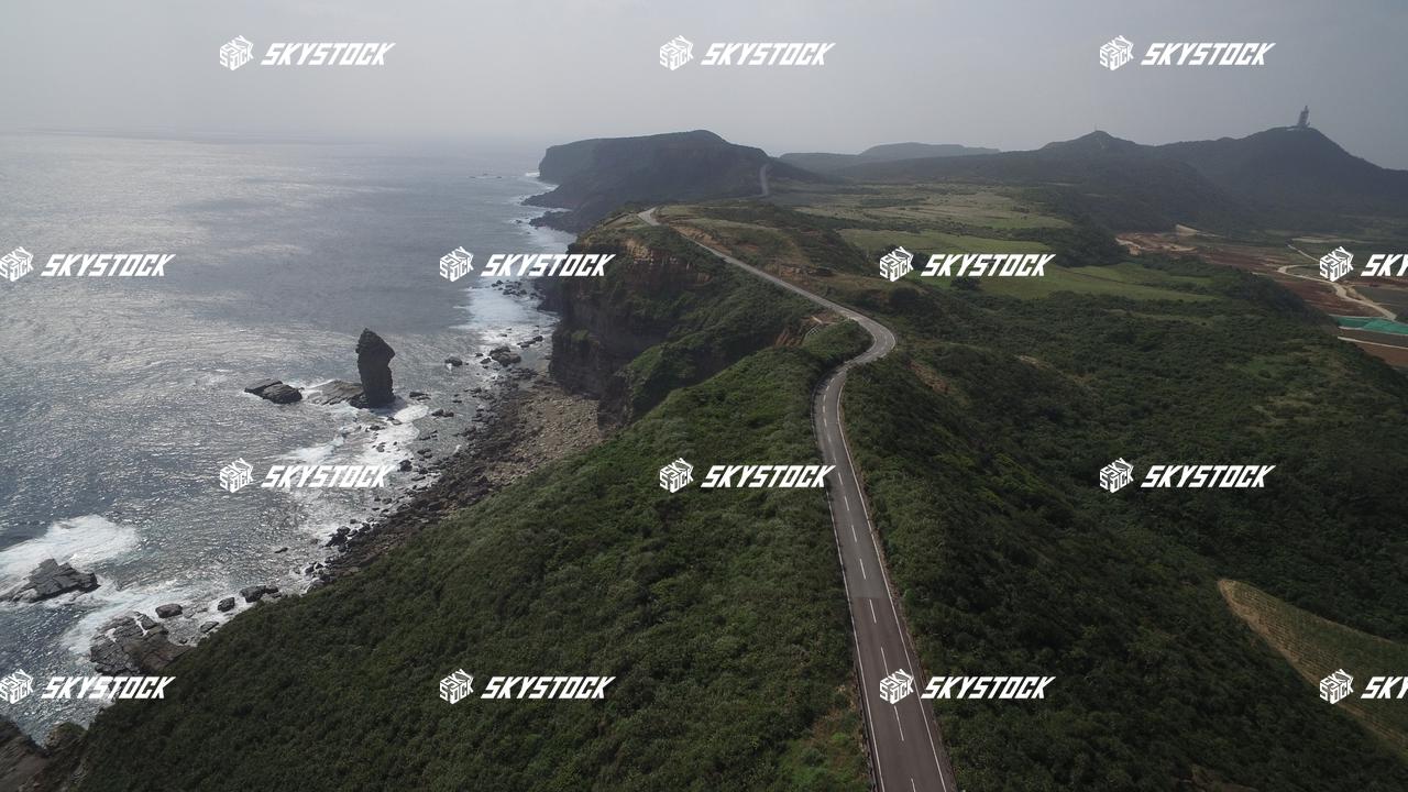 与那国　立神岩1