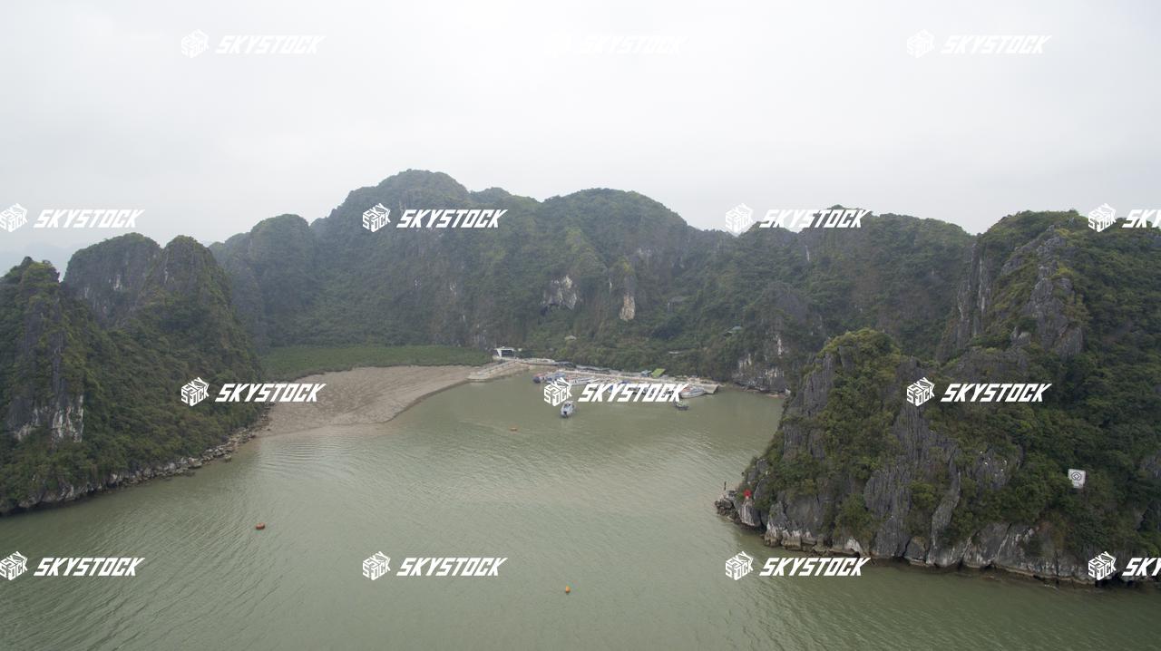 ハロン湾洞窟入り口3