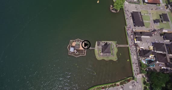 ウルン ダヌ ブラタン寺院11-1