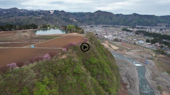 河岸段丘　　津南