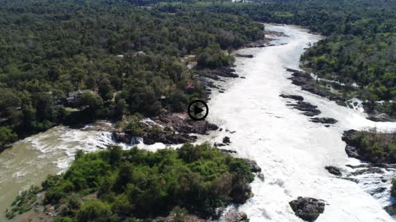 コーンパペンの滝16-1